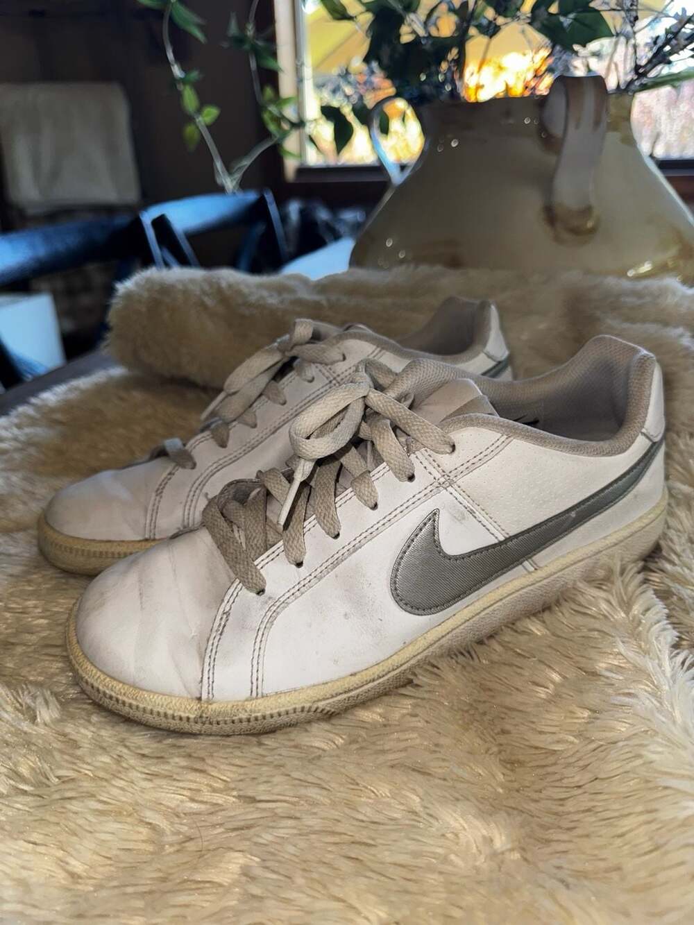 Nike Court Royal  SZ 9 WHITE/GREY Metallic Silver WOMENs SHOE SNEAKER